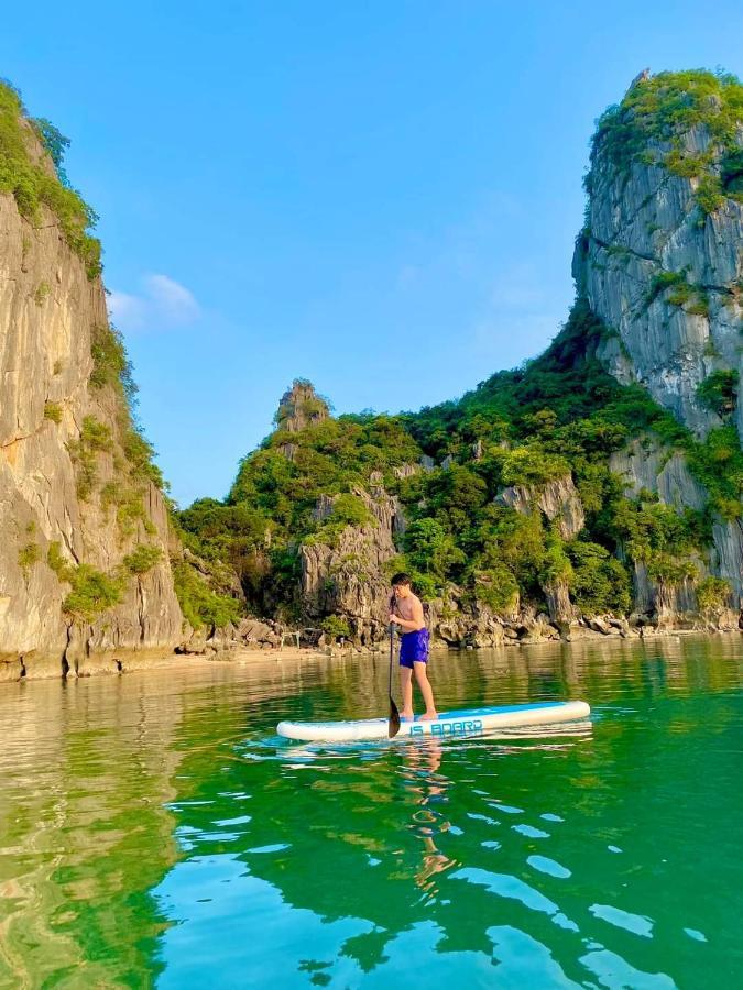 Homestay 1986 Ha Long - Can Ho 2 Phong Nghi View Bien ภายนอก รูปภาพ